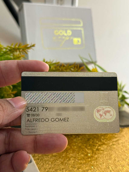 Exclusive Goldman Lampe silver metal card with sophisticated modern luxury design